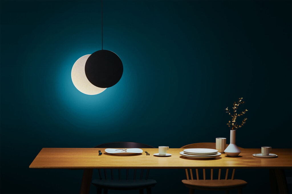 健康照明實踐：艾舍人「新月」系列燈具——專利舒緩光與導光應用